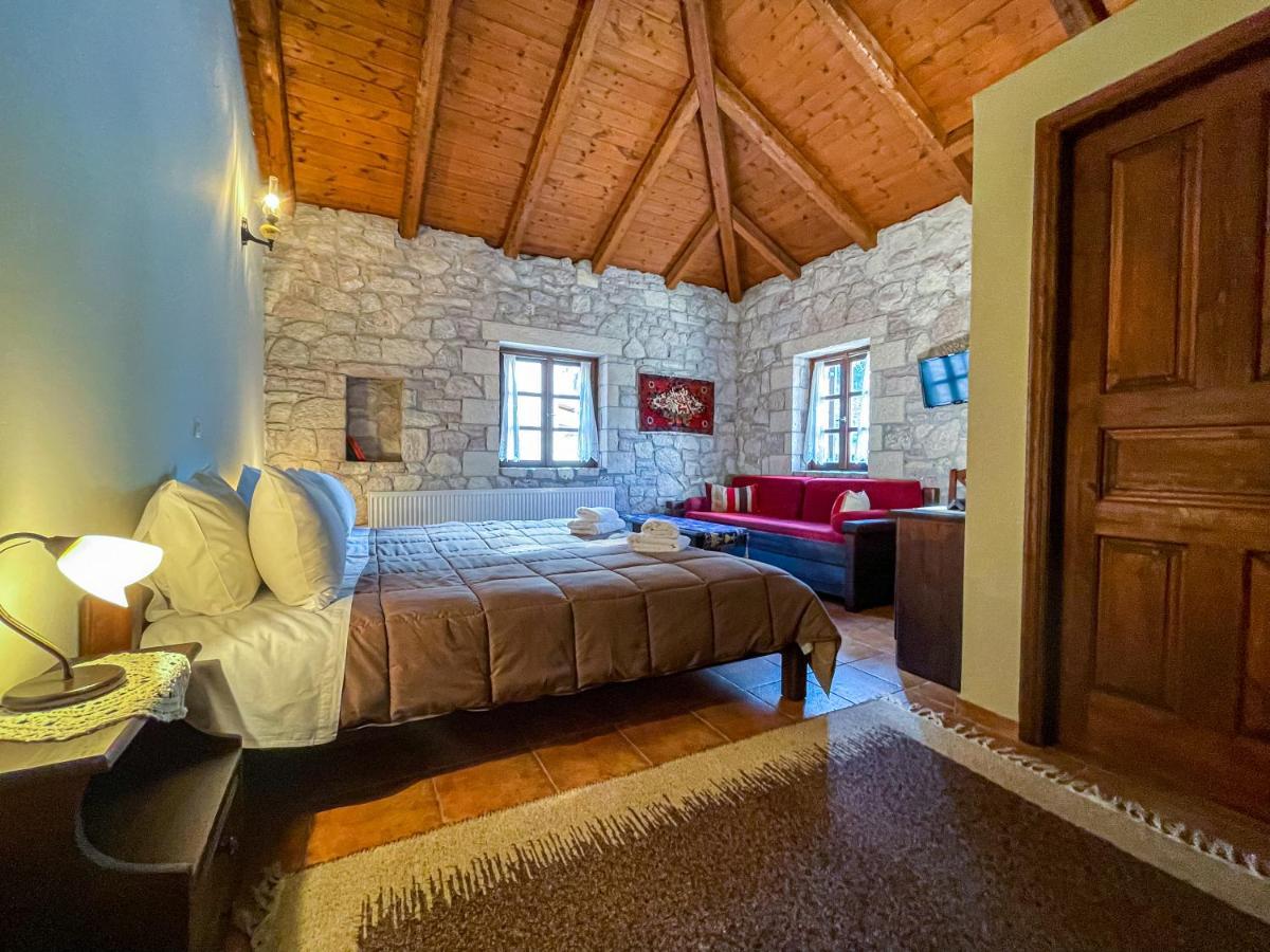 Guesthouse Armakas Kalavryta Exterior photo