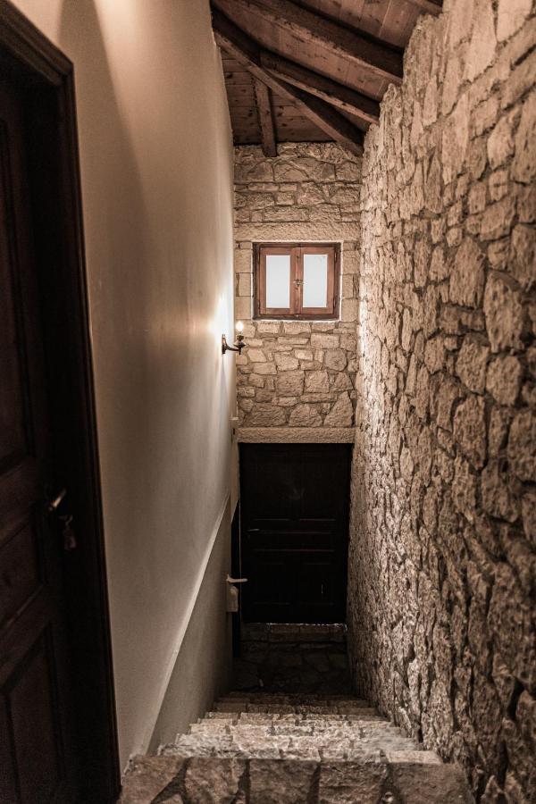 Guesthouse Armakas Kalavryta Exterior photo
