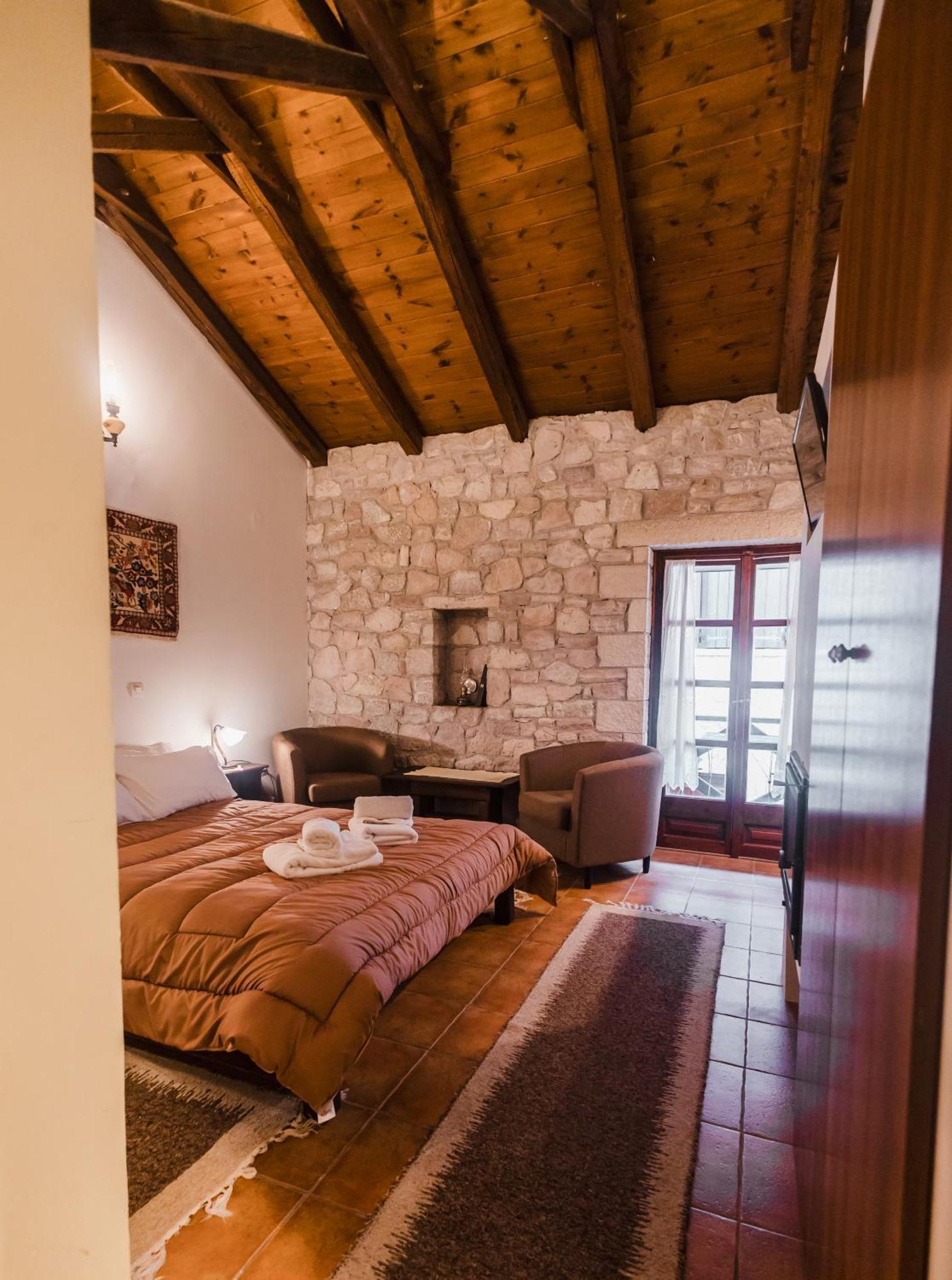 Guesthouse Armakas Kalavryta Exterior photo